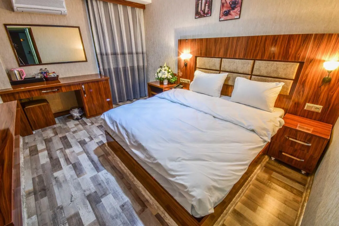 Marina Hotel 이즈미르